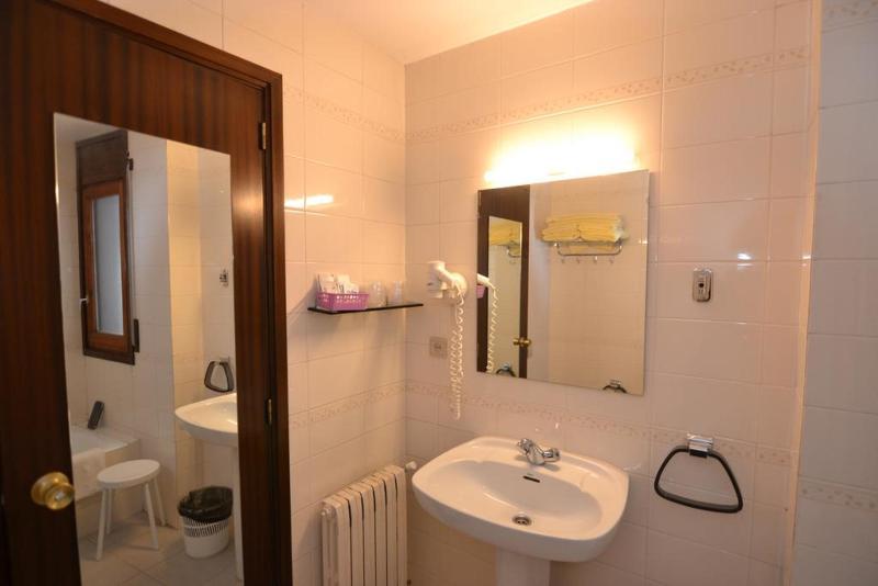 Aparthotel Poblado Аринсал Экстерьер фото